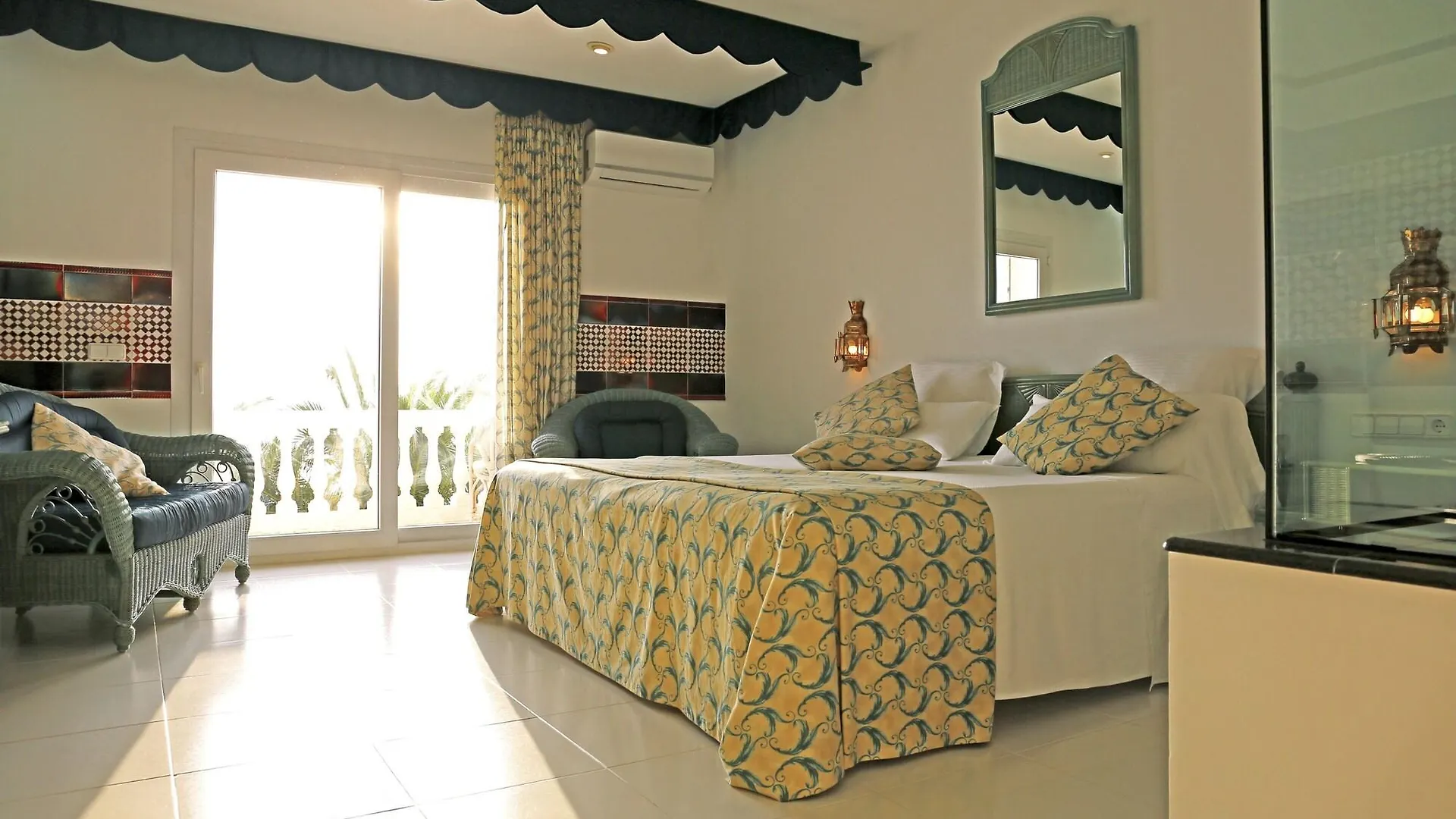 Hotel Vistabella Росас