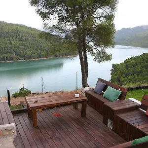 https://casa-rural-los-parrales.es-andalucia.com