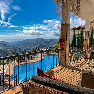 https://apartamentos-alma-y-montana.es-andalucia.com